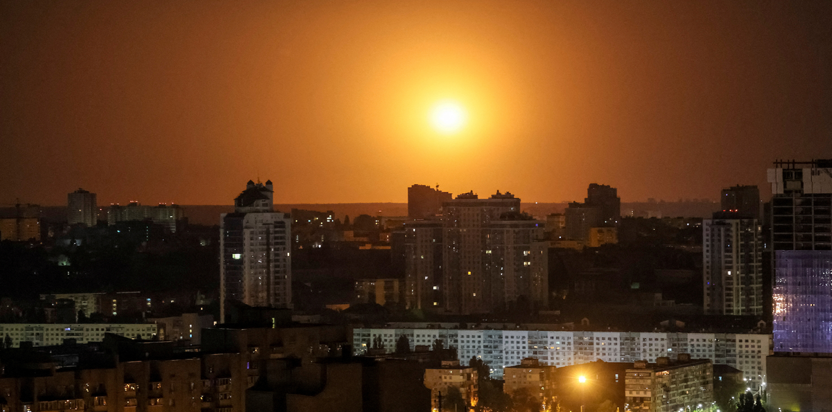 A drone explodes in the sky during a Russian attack on Kyiv, Ukraine, September 26, 2024. (Gleb Garanich/REUTERS)